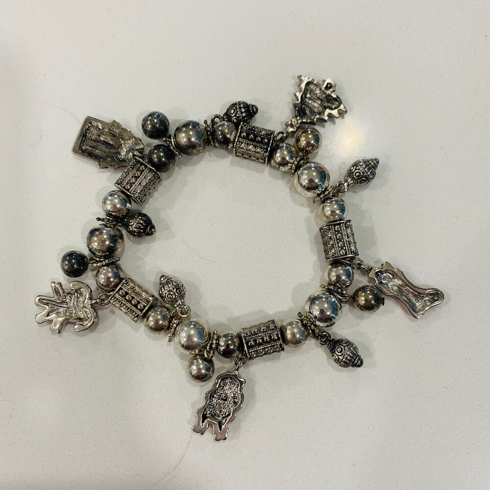 Silver Charm Bracelet Cherubs Angels and BEST FRIENDS plate OSFA